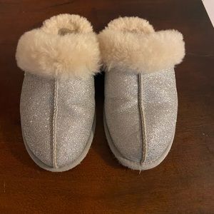 Girls Ugg Slippers